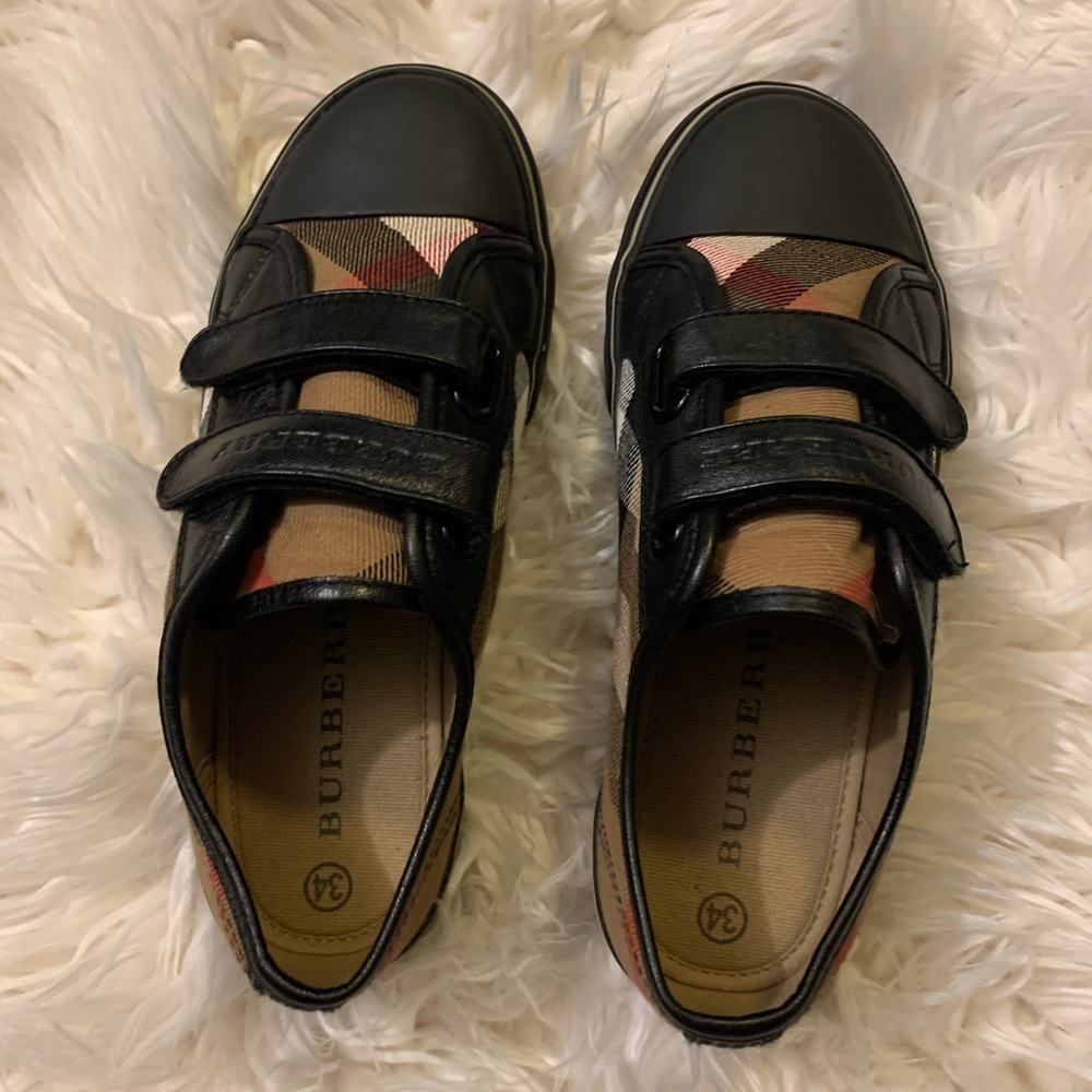 Burberry Shoes (Girls)